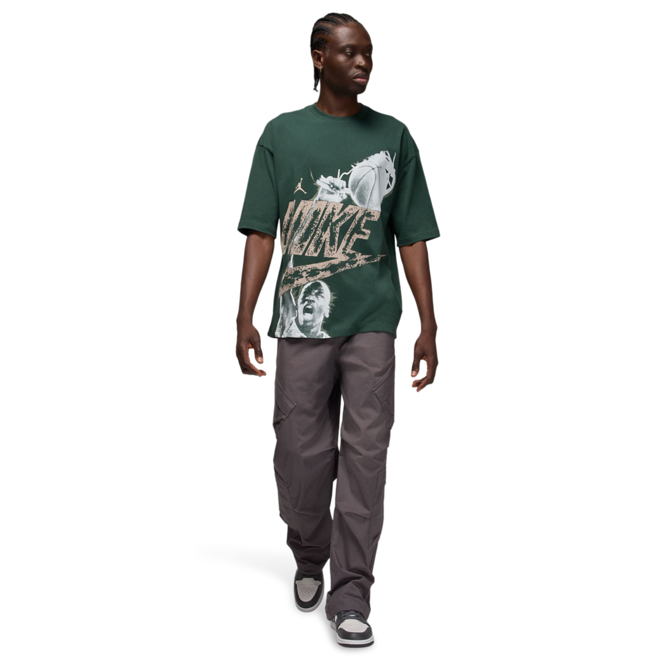 Jordan Reissue Oversized T-Shirt Image 2 of 5. Tap to open photo gallery.