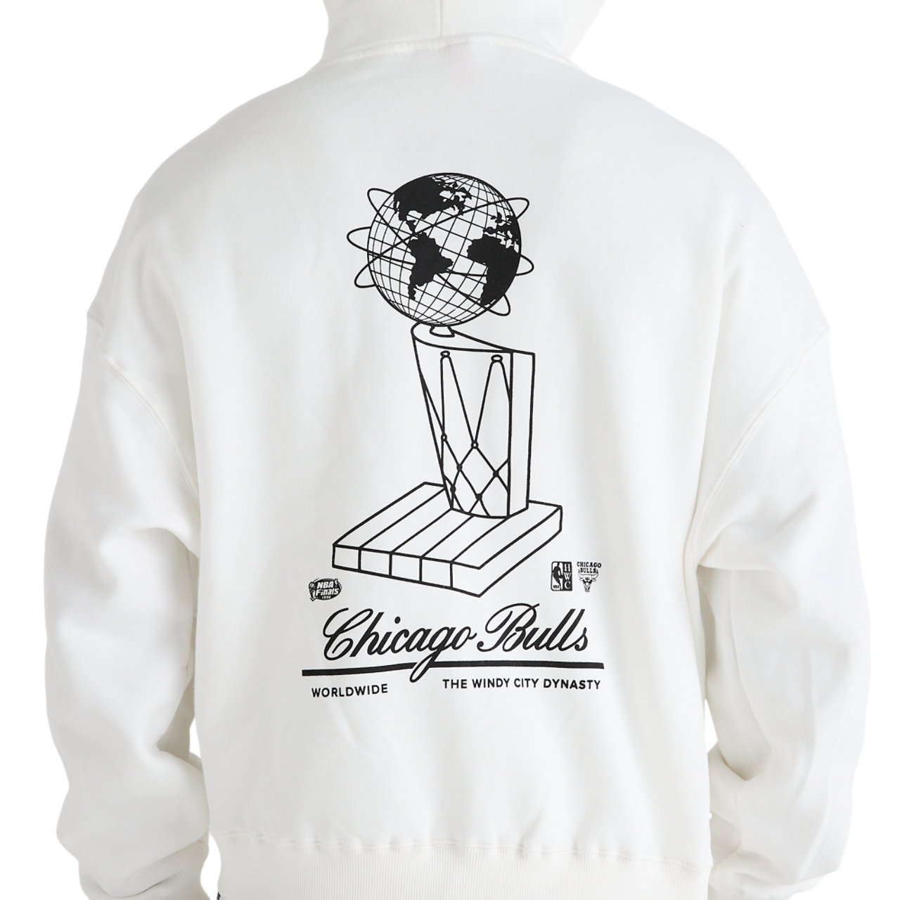 Mitchell & Ness Worldwide Bulls Fleece Hoodie Image 6 of 7. Tap to open photo gallery.