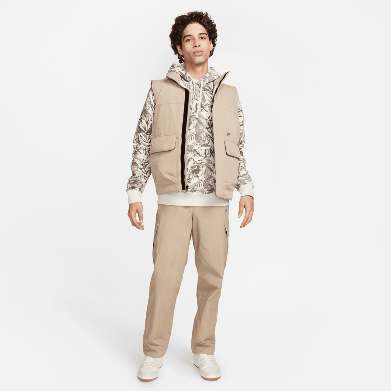 Nike Club Cargo Trousers Image 5 of 5. Tap to open photo gallery.