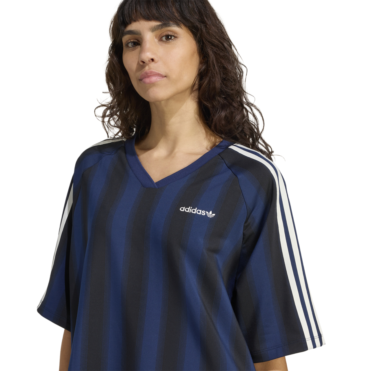 adidas Loose Linear T-Shirt Image 4 of 5. Tap to open photo gallery.