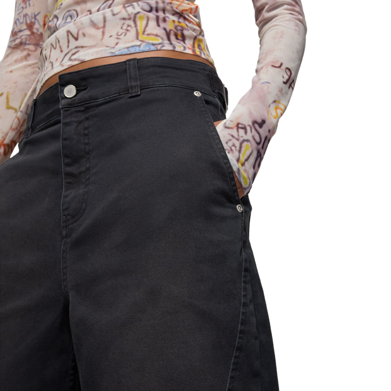 Jordan Flight '91 Wide-Leg Baggy Pant Image 4 of 5. Tap to open photo gallery.