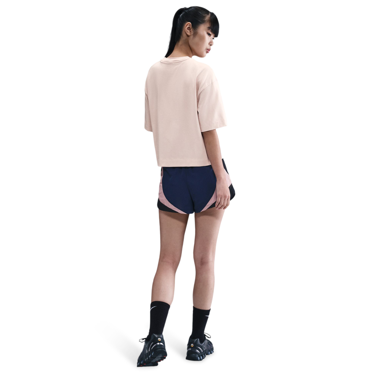 Nike Sportswear Boxy Short-Sleeve T-Shirt Image 3 of 5. Tap to open photo gallery.