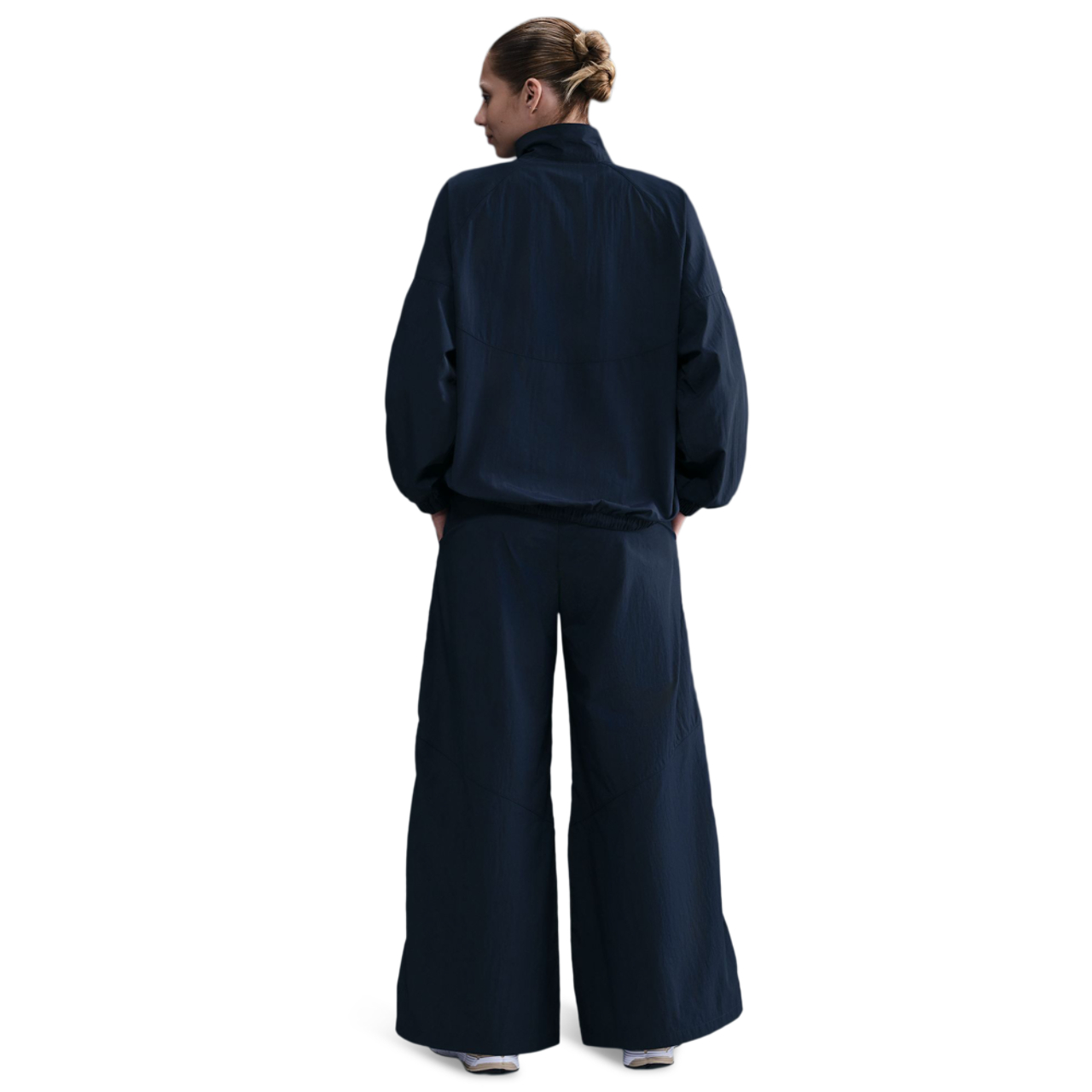 Nike Sportswear Wide-Leg Woven Pant Image 2 of 5. Tap to open photo gallery.