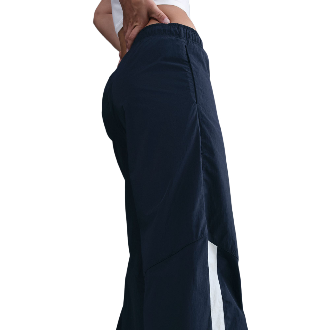 Nike Sportswear Wide-Leg Woven Pant Image 5 of 5. Tap to open photo gallery.