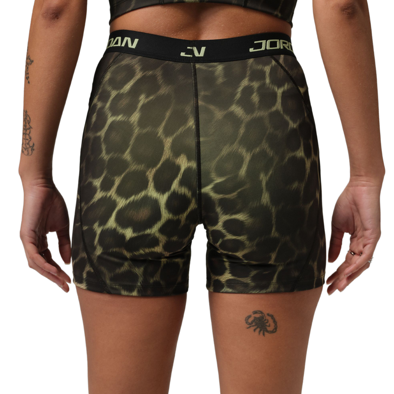 Jordan Dri-FIT High-Waisted 5" Printed Shorts Image 6 of 6. Tap to open photo gallery.