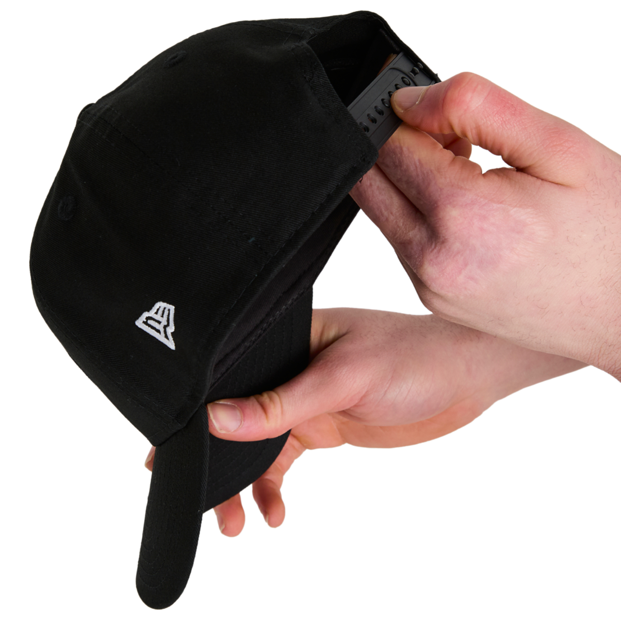 New Era 9FORTY A-Frame NHL Image 3 of 3. Tap to open photo gallery.