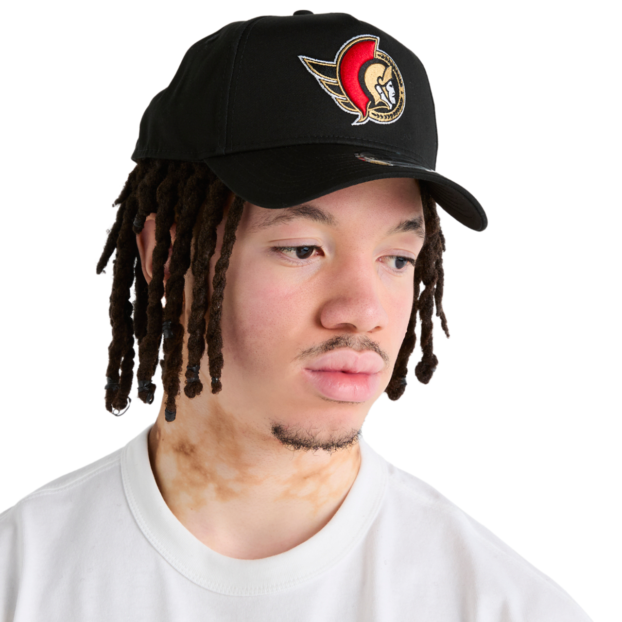 New Era 9FORTY A-Frame NHL Image 2 of 3. Tap to open photo gallery.