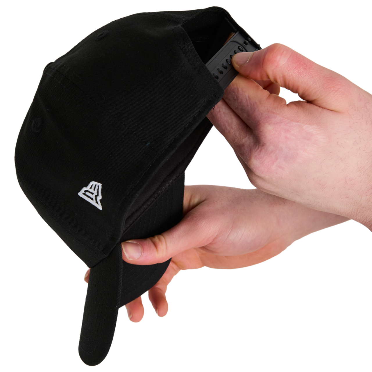 New Era 9FORTY A-Frame NHL Image 3 of 3. Tap to open photo gallery.