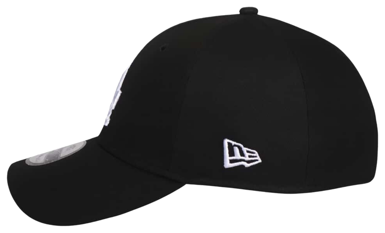 New Era 9FORTY Cloth Strap LA Dodgers Image 3 of 4. Tap to open photo gallery.