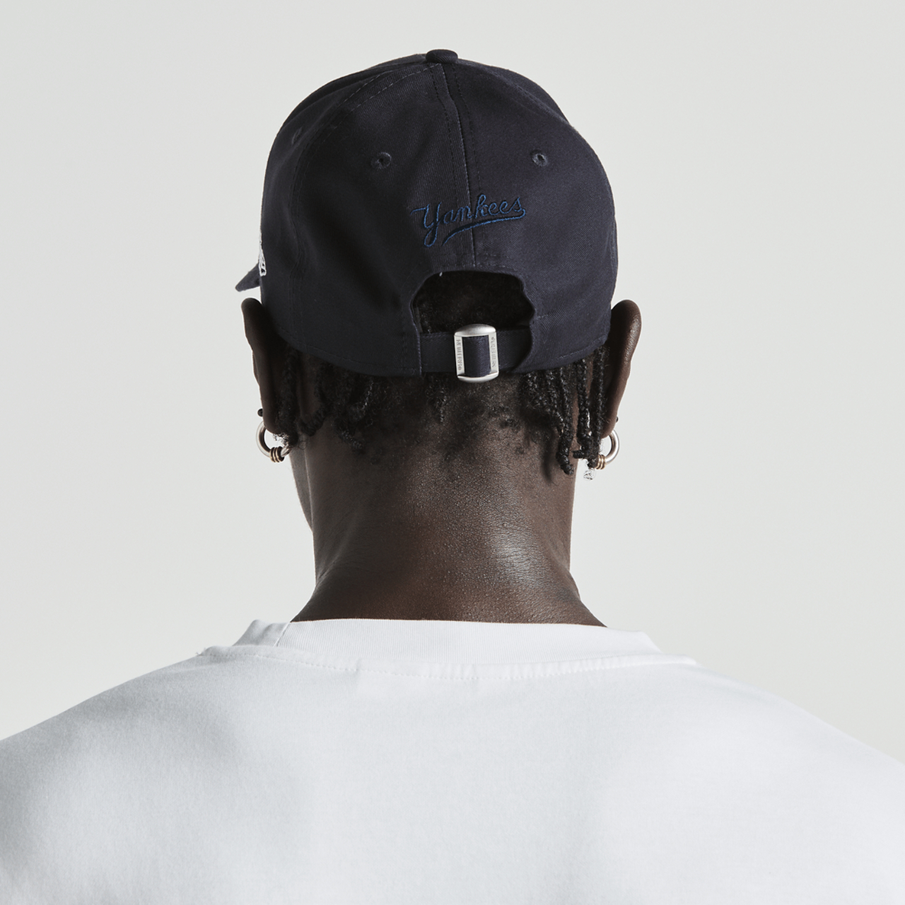 New Era 9FORTY Clothstrap NY Yankees Image 3 of 12. Tap to open photo gallery.