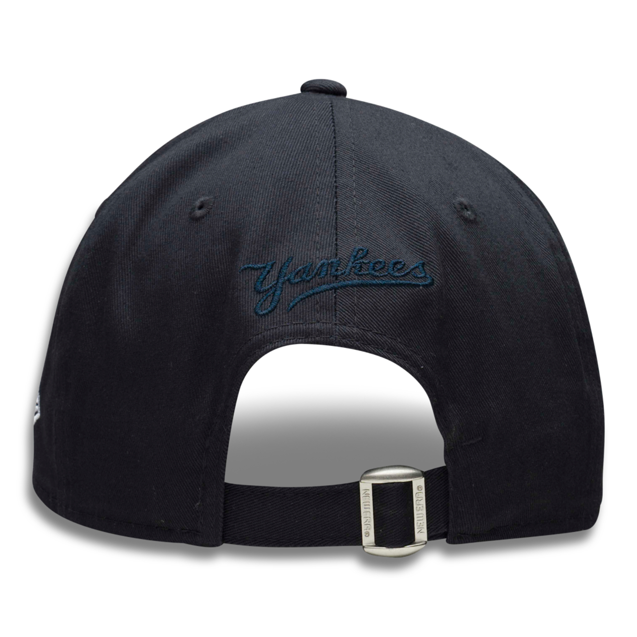 New Era 9FORTY Clothstrap NY Yankees Image 9 of 12. Tap to open photo gallery.