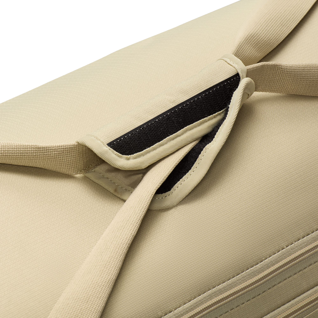 Nike Brasilia 9.5 Training Duffel Bag Image 9 of 10. Tap to open photo gallery.