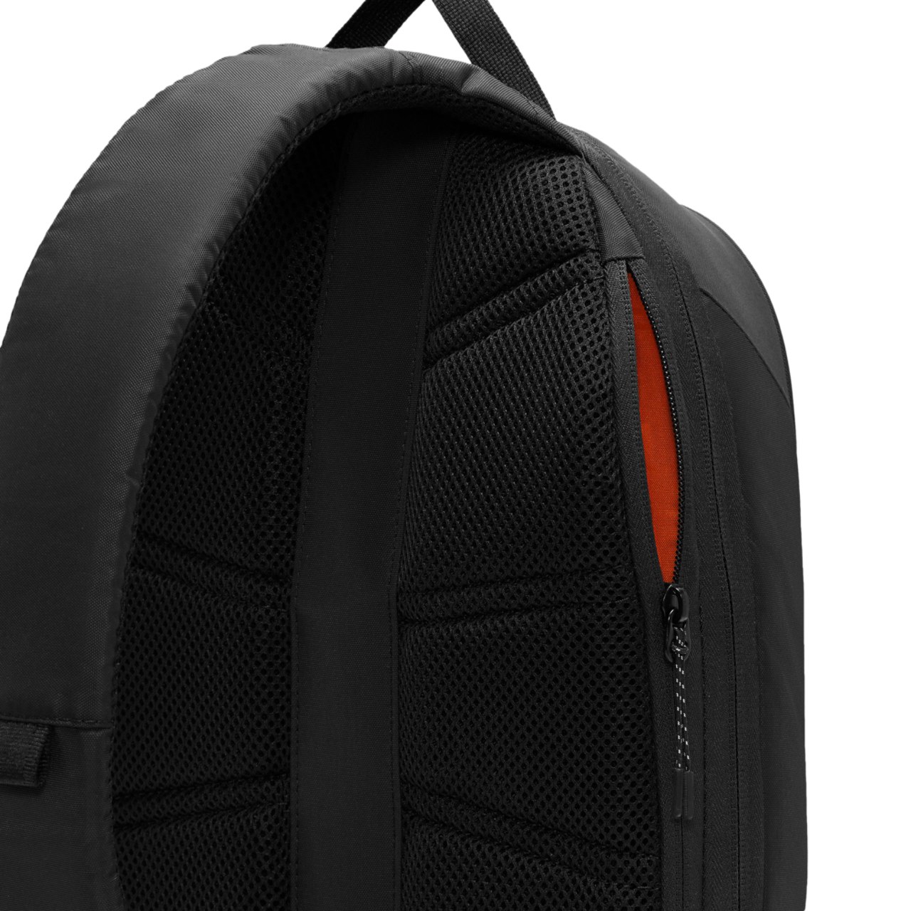 Nike Sportswear Commute Sling Bag 9L Image 6 of 10. Tap to open photo gallery.