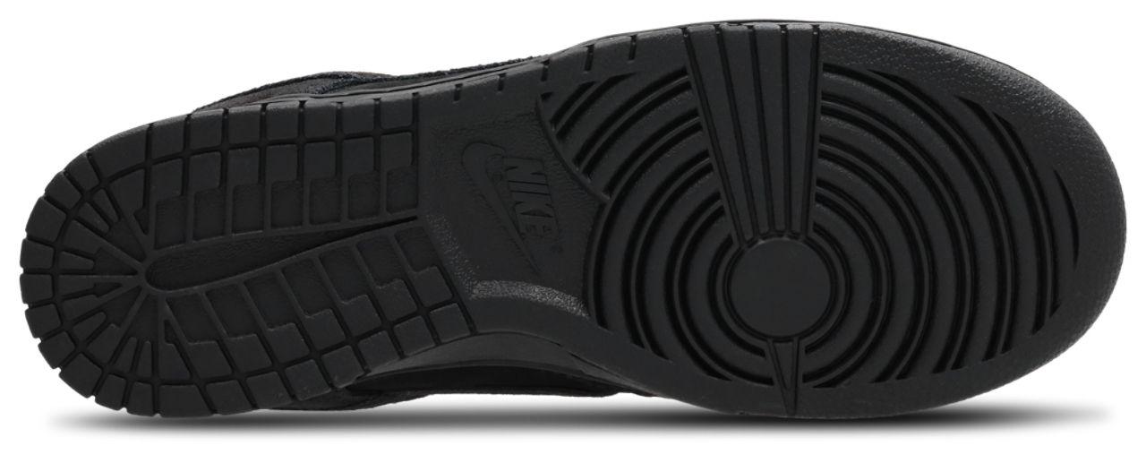 Nike Dunk Low Retro Image 6 of 7. Tap to open photo gallery.