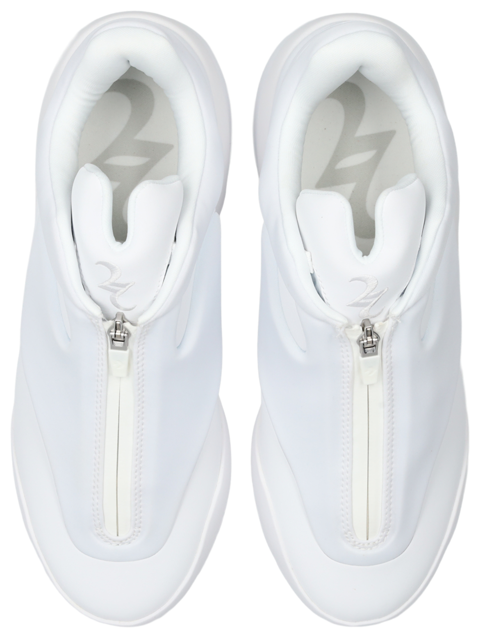 Converse Shai 001 Image 6 of 9. Tap to open photo gallery.