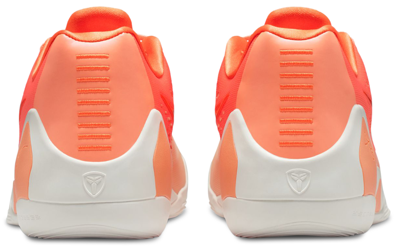 Nike Kobe 9 Elite Low Image 3 of 9. Tap to open photo gallery.