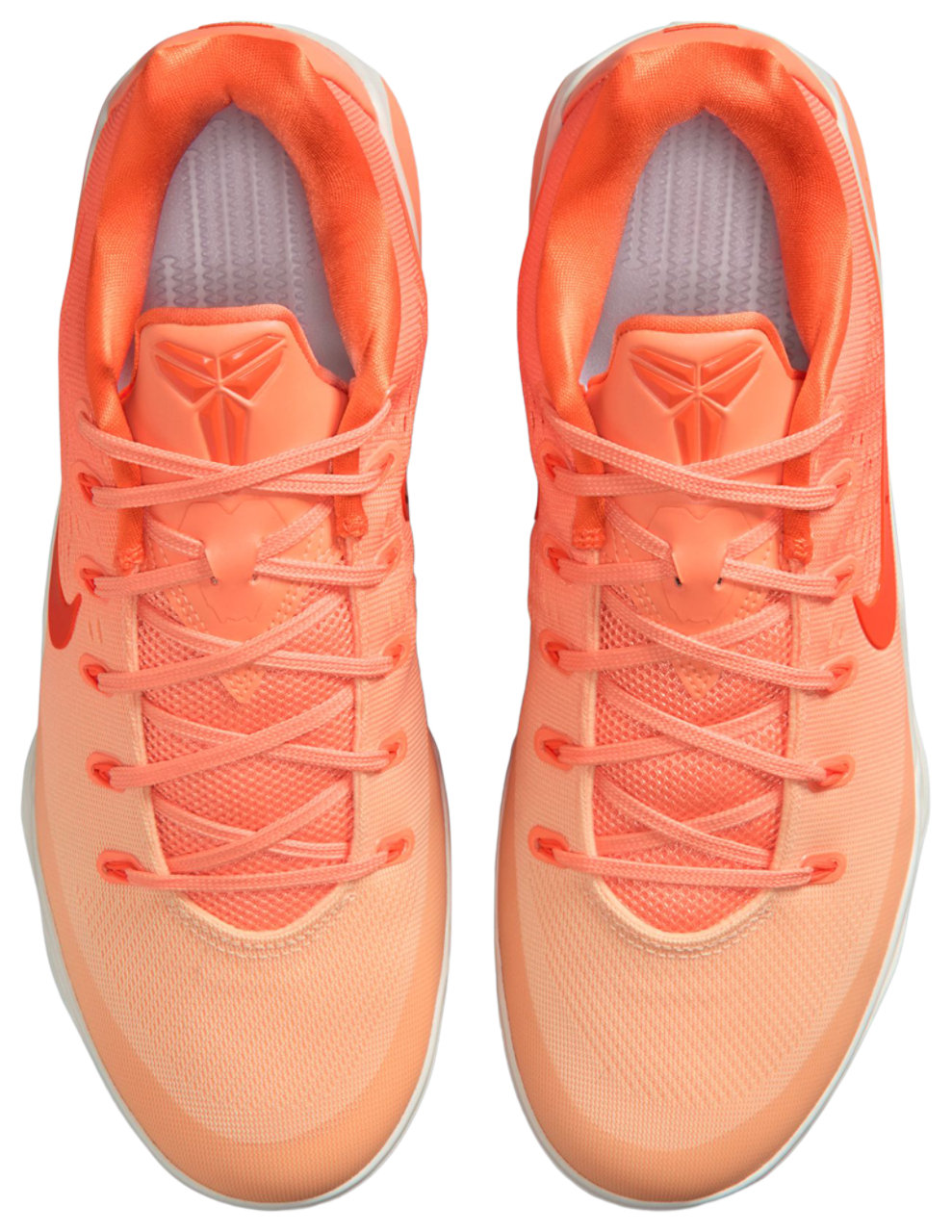 Nike Kobe 9 Elite Low Image 5 of 9. Tap to open photo gallery.
