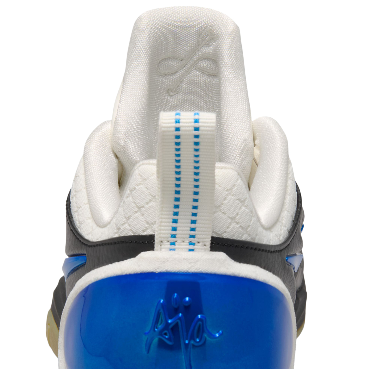 Nike A'Two Image 8 of 14. Tap to open photo gallery.