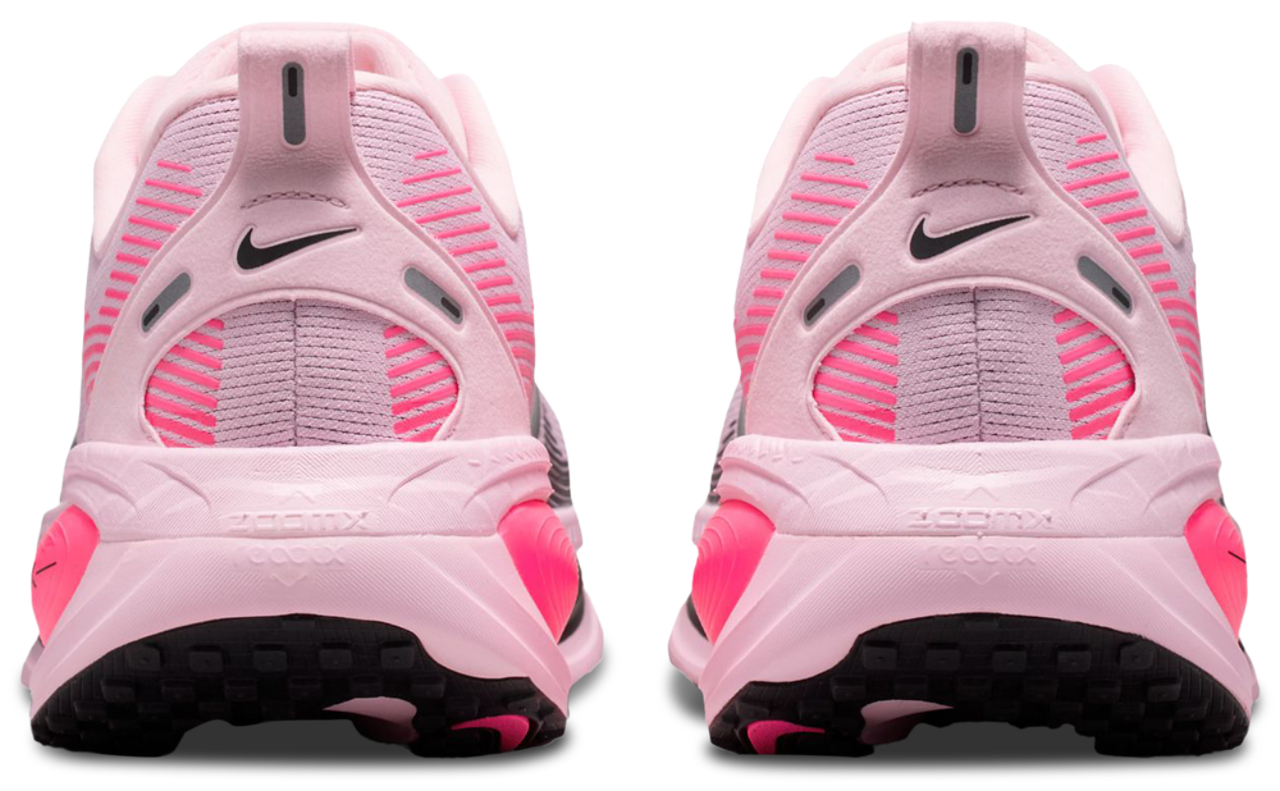 Nike Vomero 18 Image 3 of 8. Tap to open photo gallery.