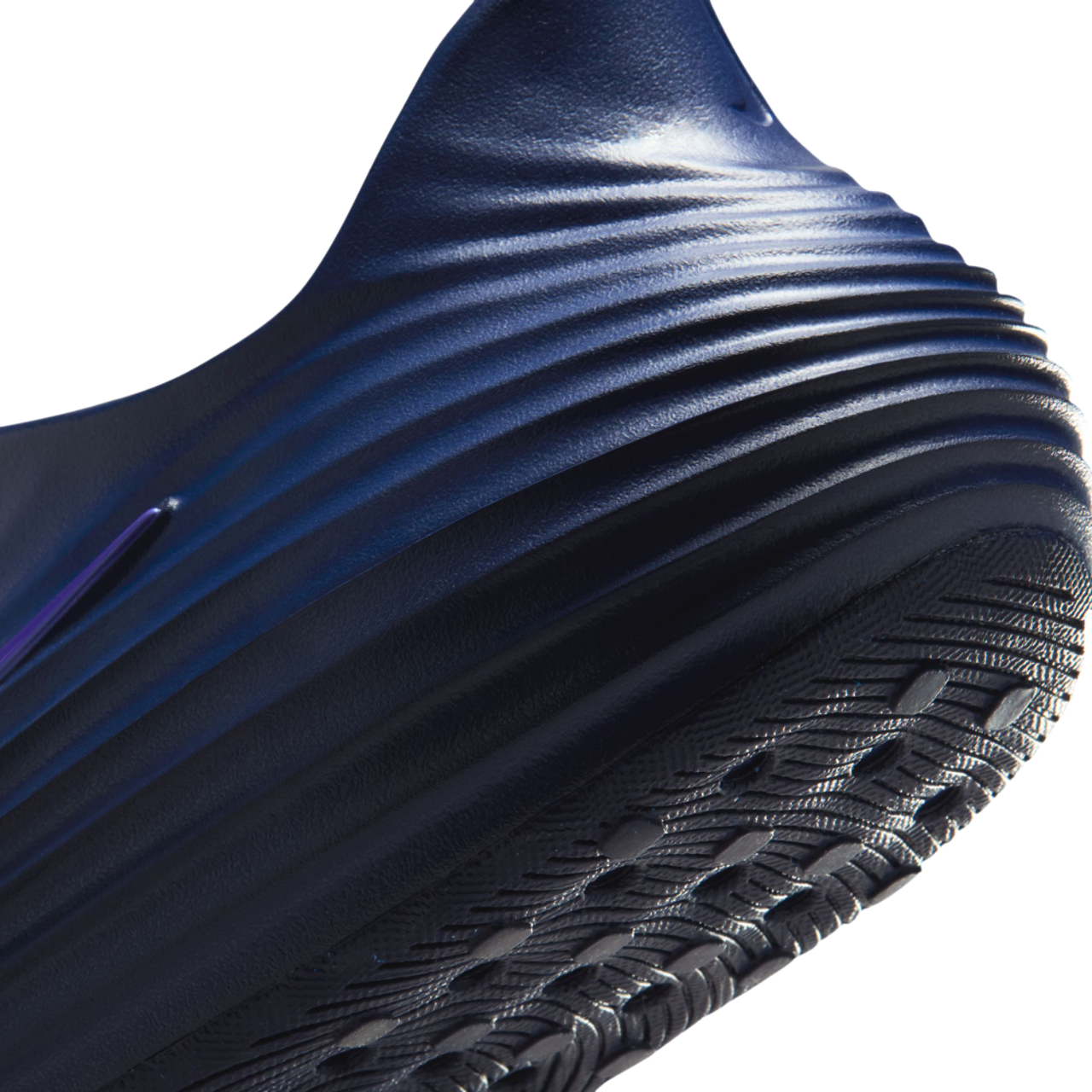 Nike ReactX Rejuven8 Image 7 of 8. Tap to open photo gallery.