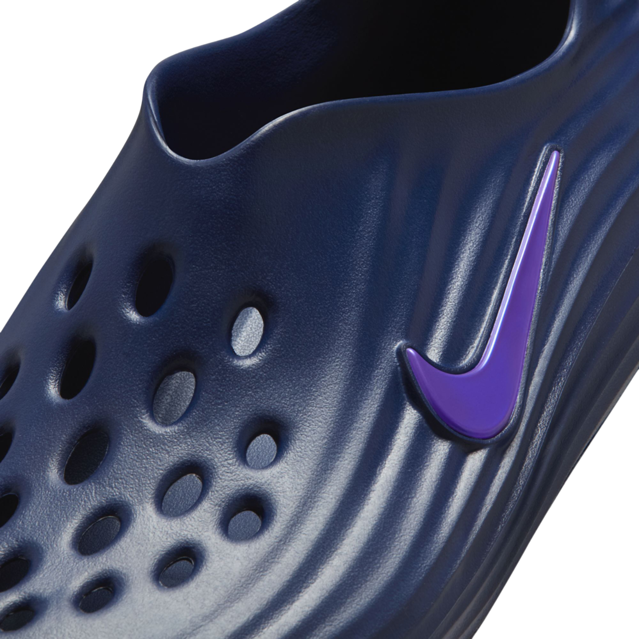Nike ReactX Rejuven8 Image 8 of 8. Tap to open photo gallery.