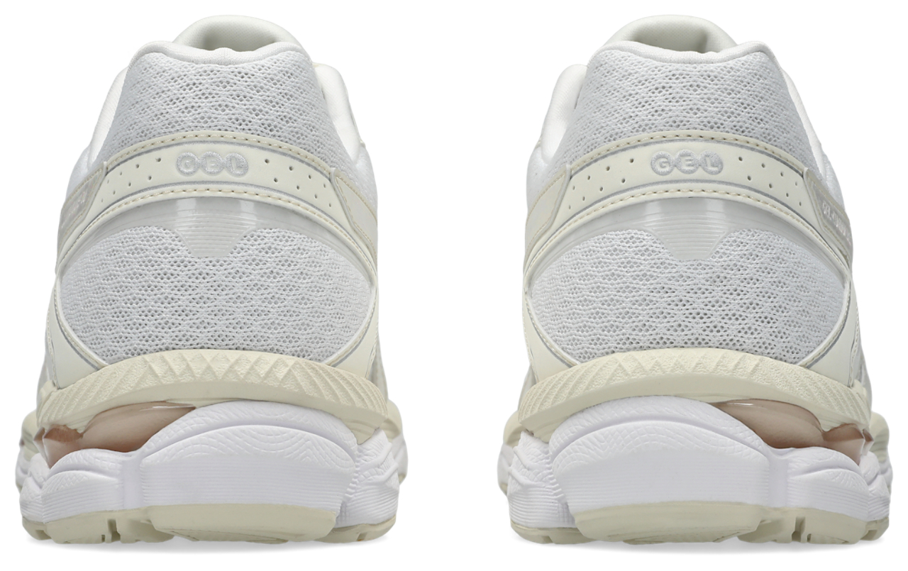 Asics GEL-CUMULUS 16 Image 7 of 9. Tap to open photo gallery.