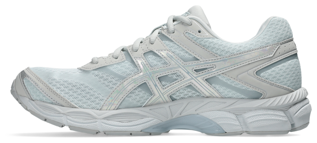Asics GEL-CUMULUS 16 Image 4 of 9. Tap to open photo gallery.