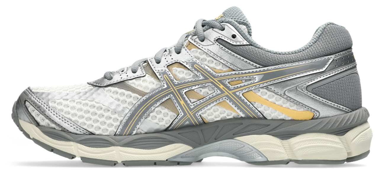 Asics GEL-CUMULUS 16 Image 4 of 7. Tap to open photo gallery.
