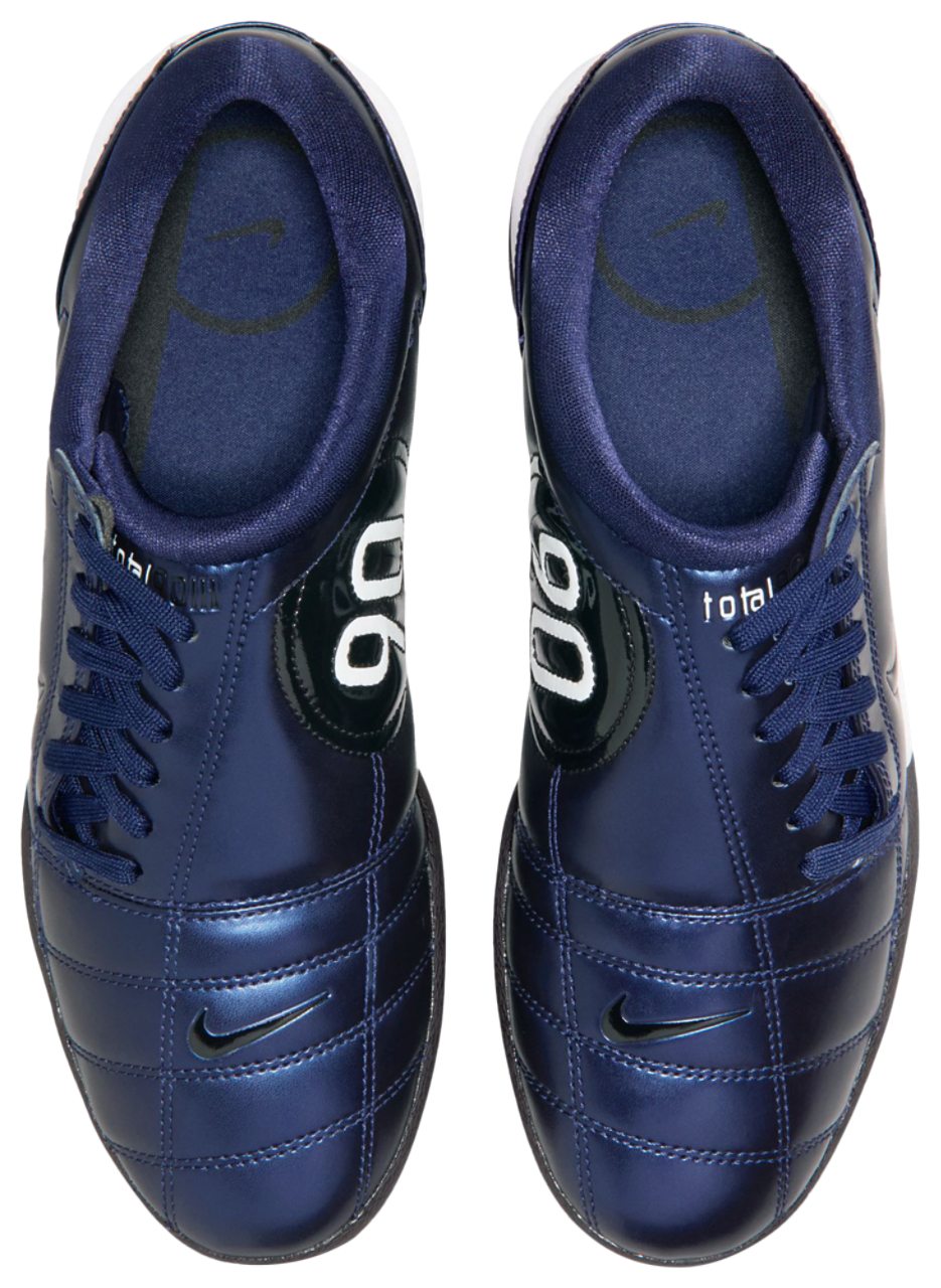 Nike Total 90 Image 5 of 8. Tap to open photo gallery.