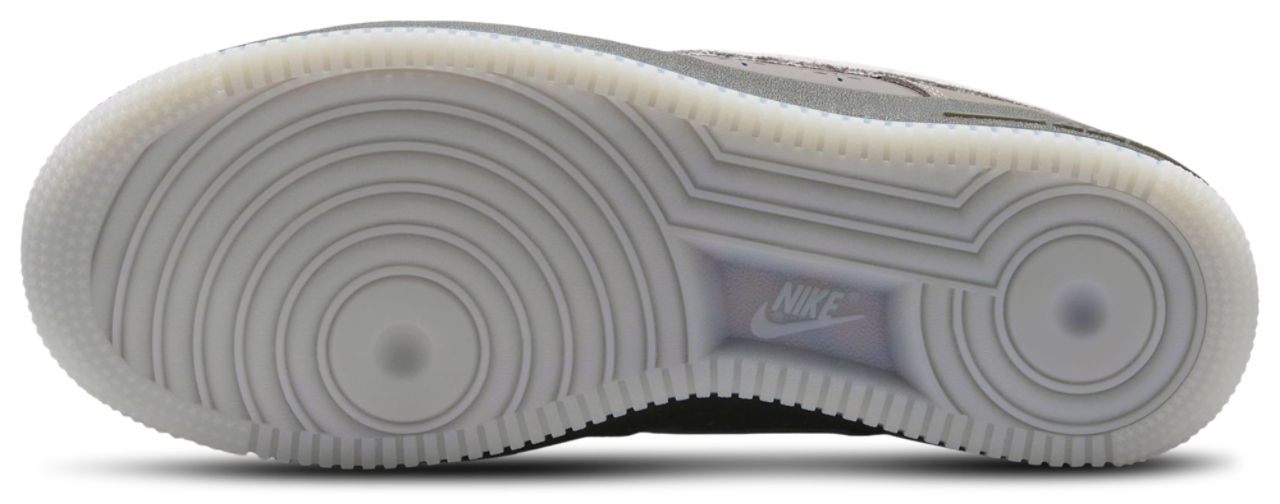 Nike Air Force 1 Image 6 of 8. Tap to open photo gallery.