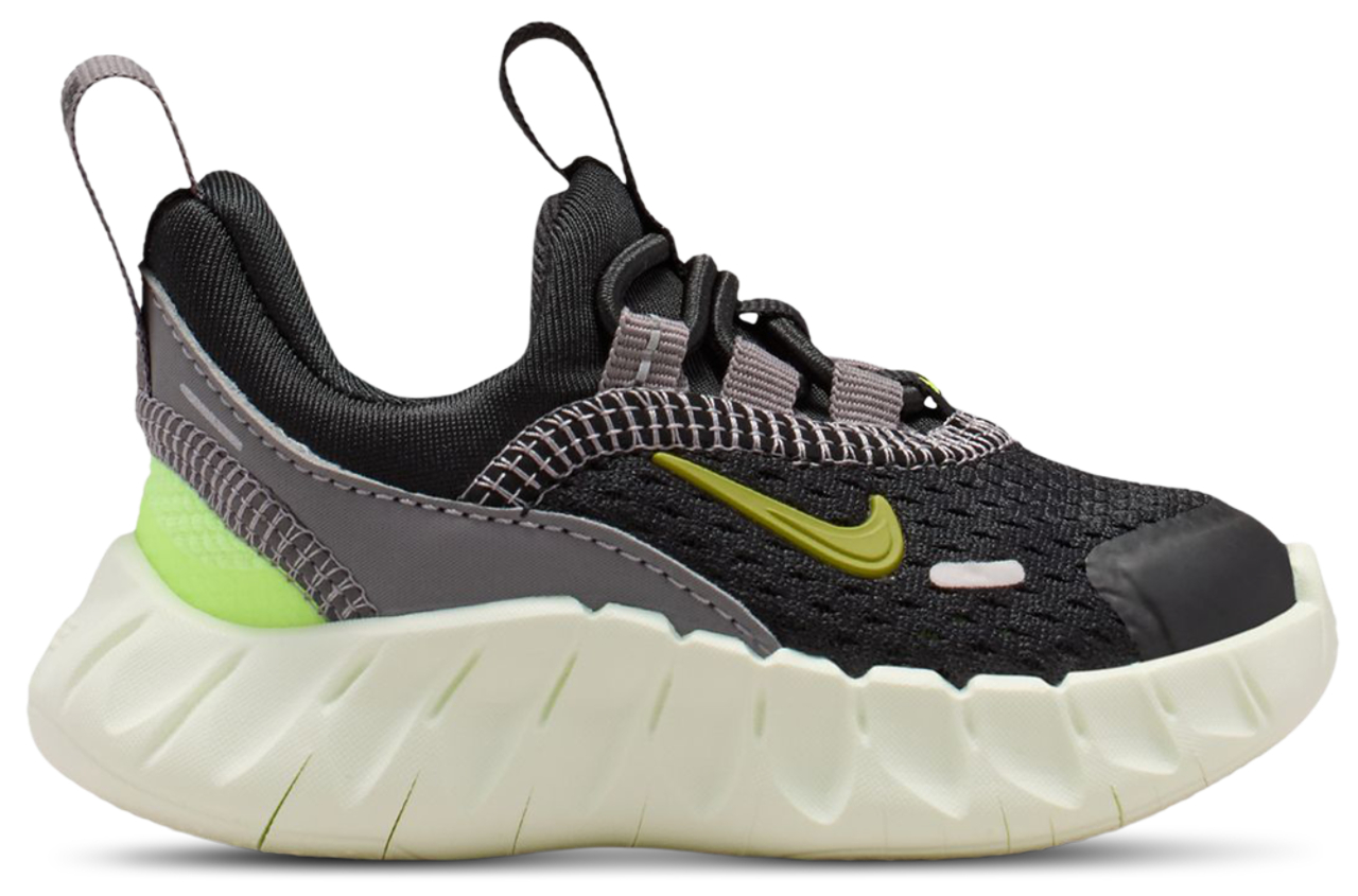 Nike Free Ride Image 1 of 7. Tap to open photo gallery.