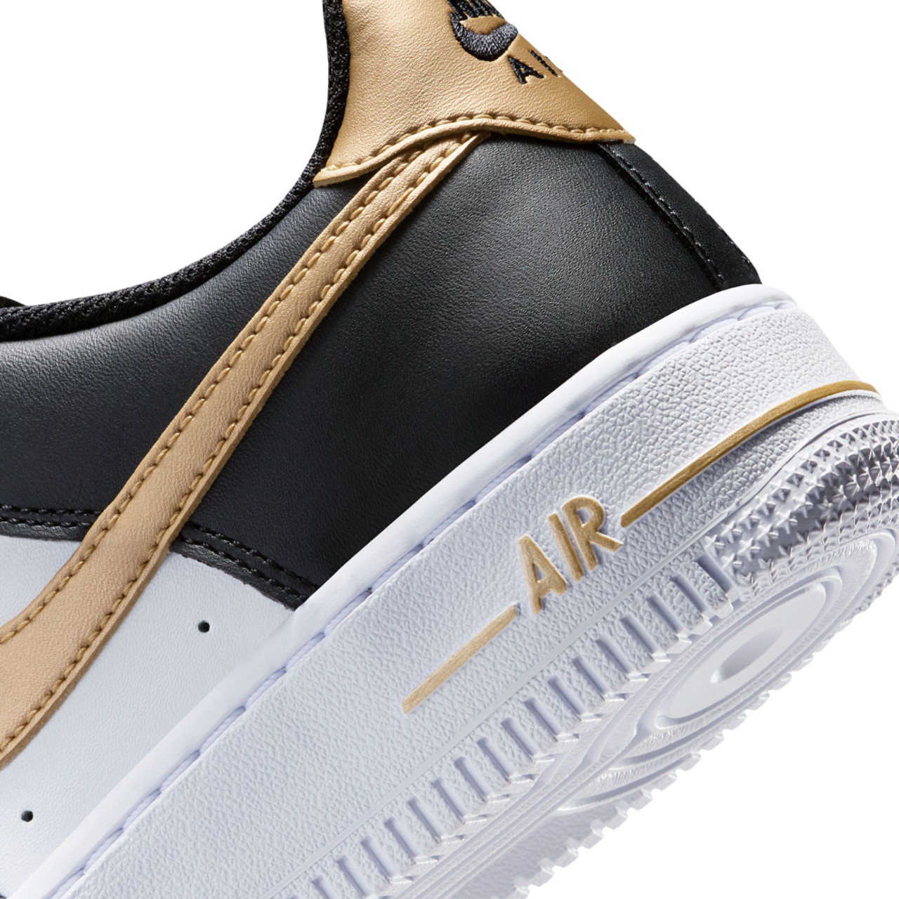 Nike Air Force 1 Image 7 of 8. Tap to open photo gallery.