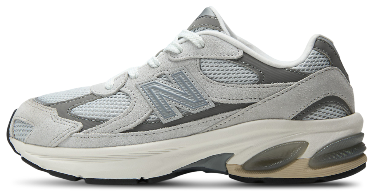 New Balance 2010 Image 3 of 8. Tap to open photo gallery.