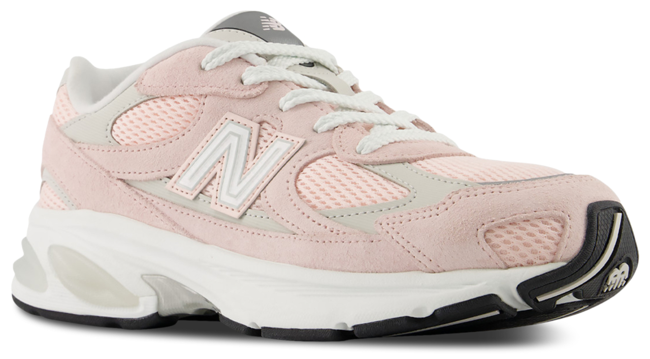 New Balance 2010 Image 2 of 6. Tap to open photo gallery.