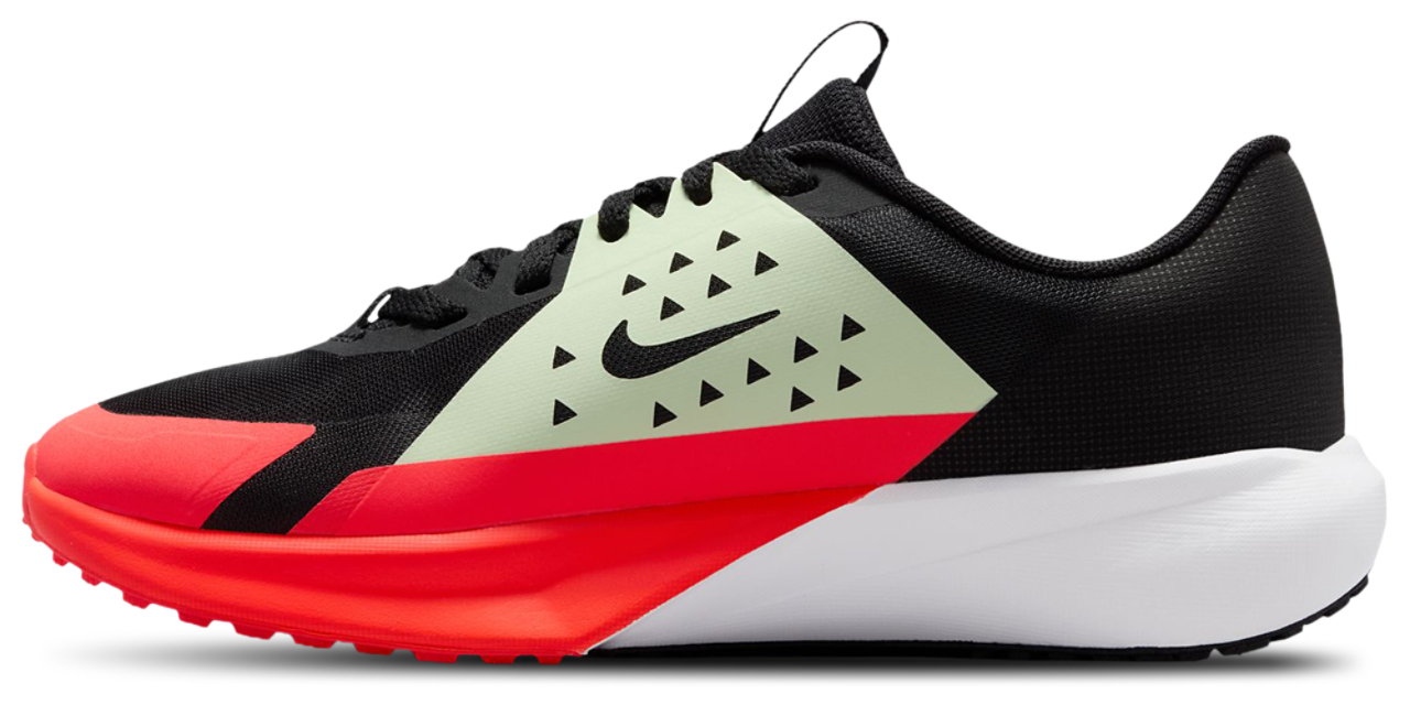 Nike Sonic Fly Image 4 of 8. Tap to open photo gallery.