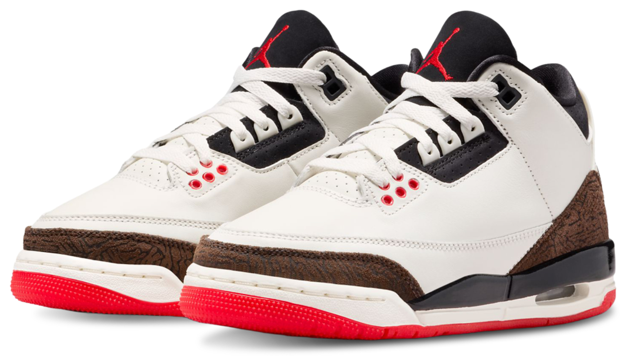 Jordan Jordan 3 Retro Image 2 of 11. Tap to open photo gallery.