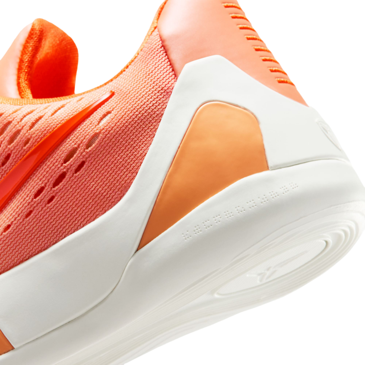 Nike Kobe 9 Elite Protro Image 7 of 8. Tap to open photo gallery.