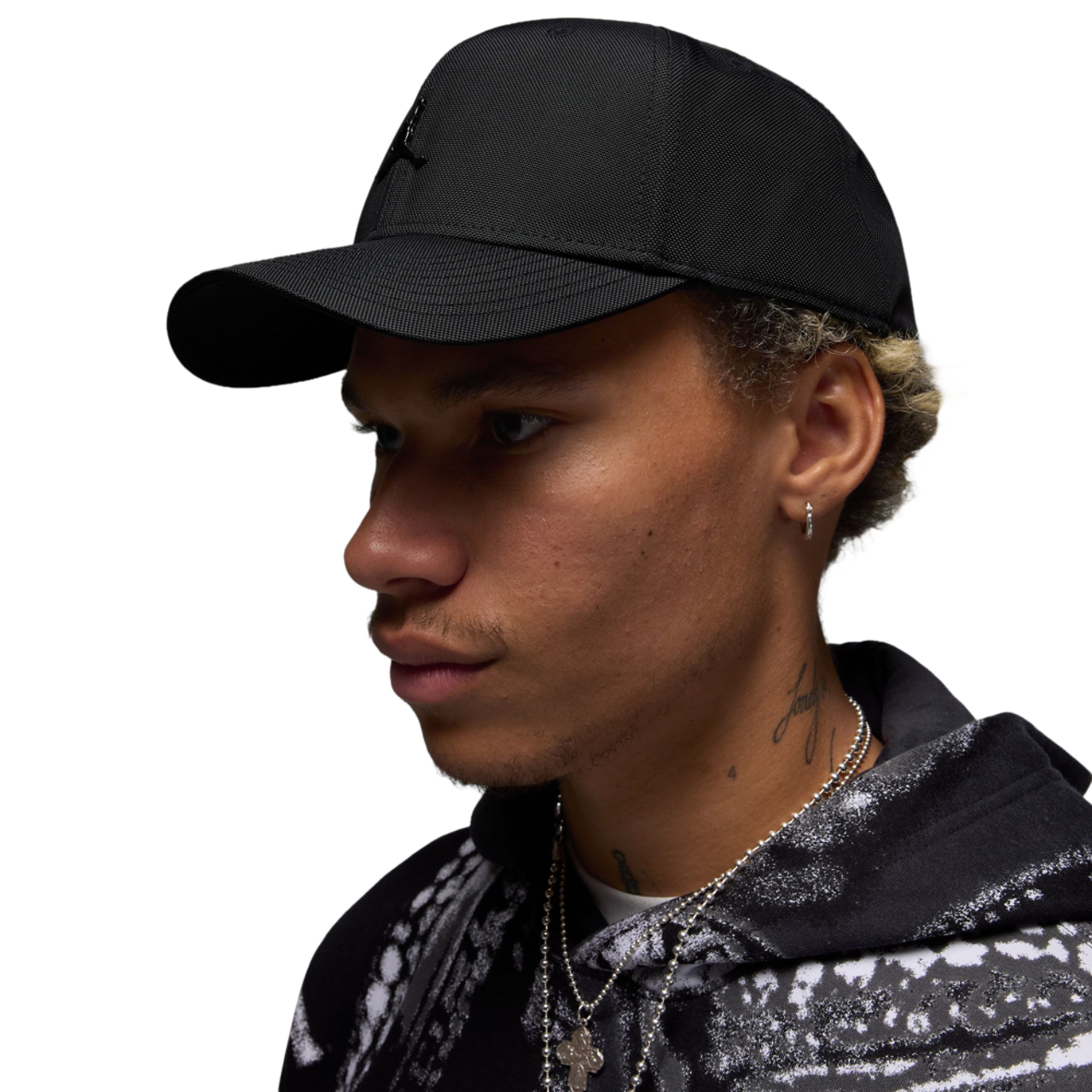 Jordan Rise Cap Unstructured Metallic Jumpman Image 3 of 6. Tap to open photo gallery.