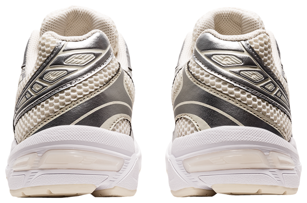 ASICS® GEL-1130 Image 3 of 5. Tap to open photo gallery.