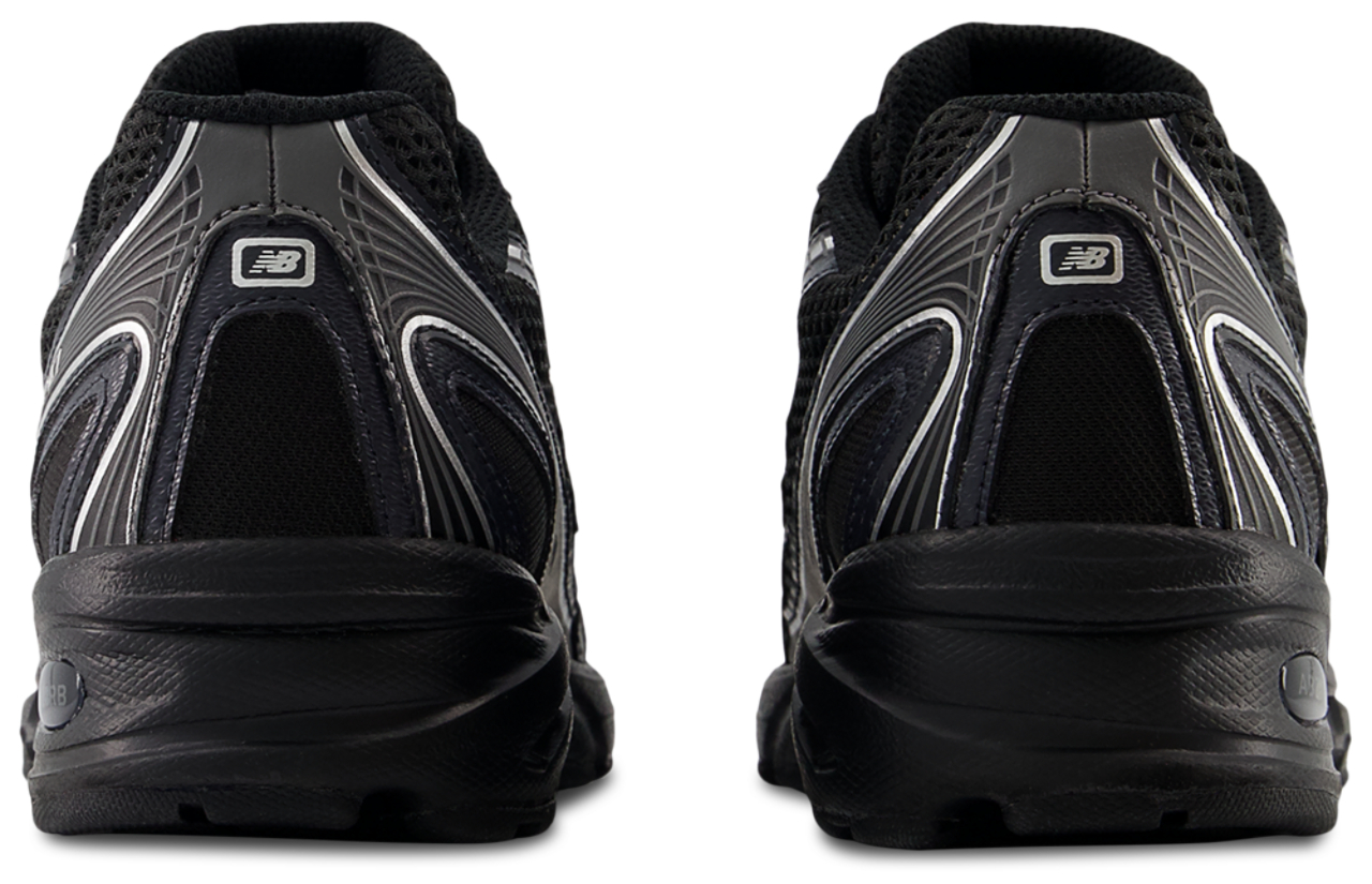 New Balance 740 Image 3 of 5. Tap to open photo gallery.
