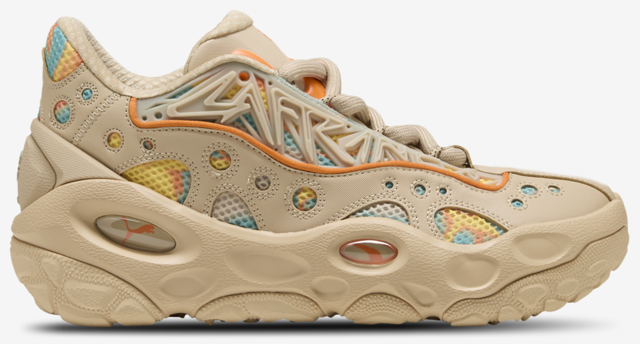 PUMA LaFrance RNR Flare Image 1 of 5. Tap to open photo gallery.