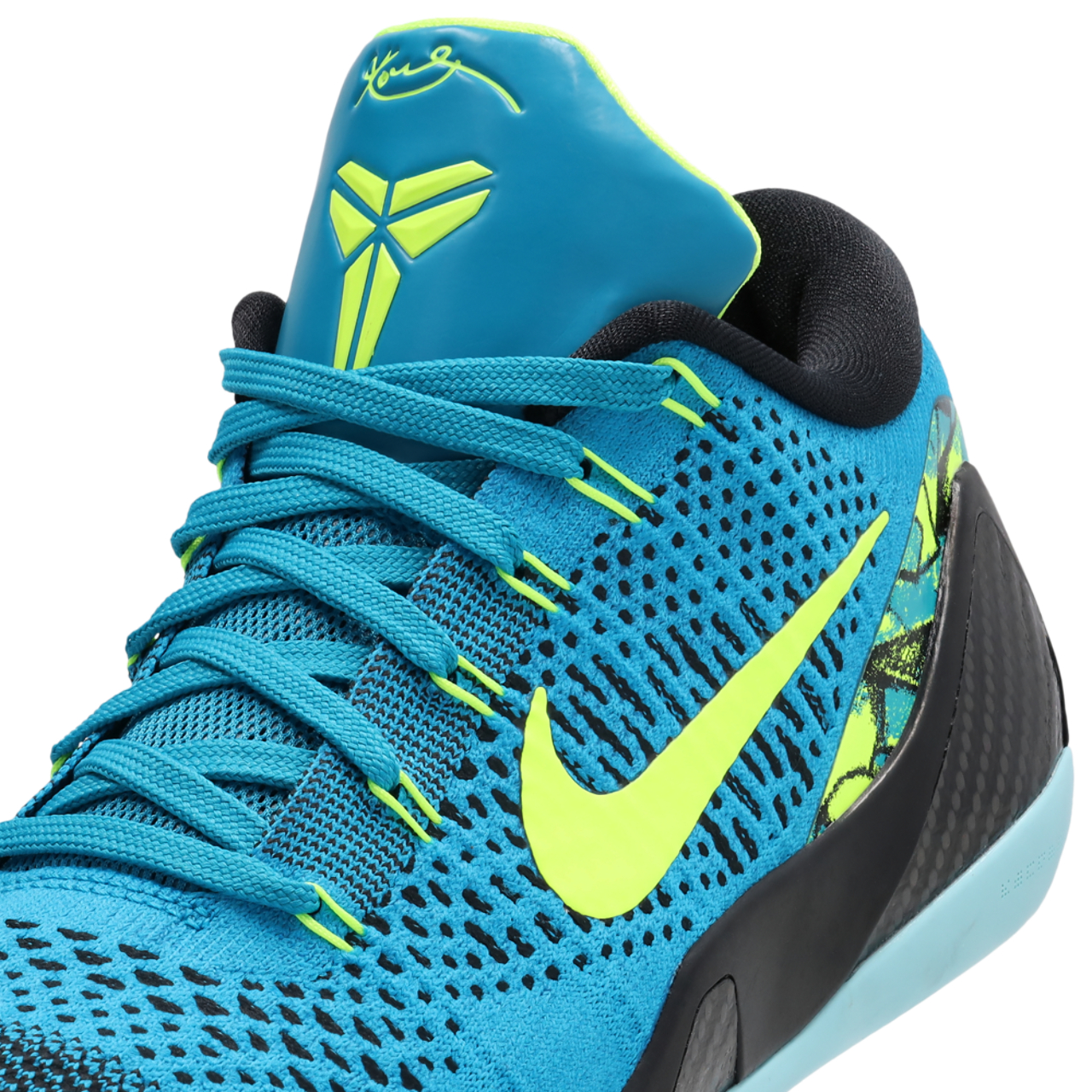 Nike Kobe 9 Protro Bild 7 von 8. Antippen, um die Fotogalerie zu öffnen.