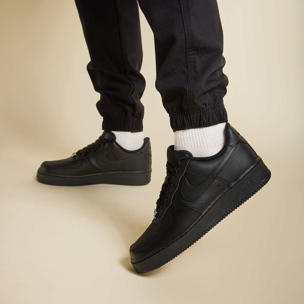 Nike Air Force 1 Low Image 3 of 8. Tap to open photo gallery.