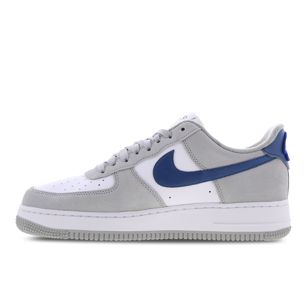 Nike Air Force 1 Low Image 4 of 7. Tap to open photo gallery.