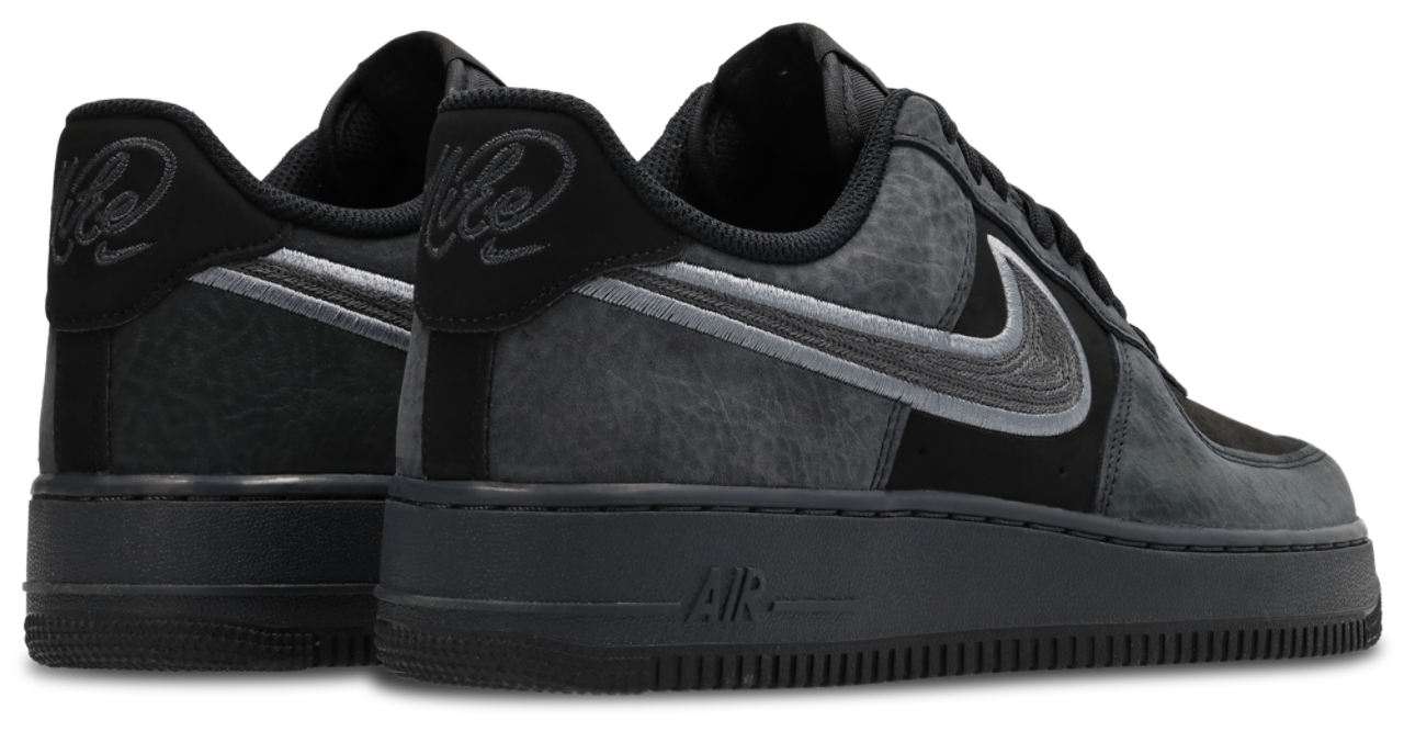 Nike Air Force 1 Low Bild 3 von 7. Antippen, um die Fotogalerie zu öffnen.