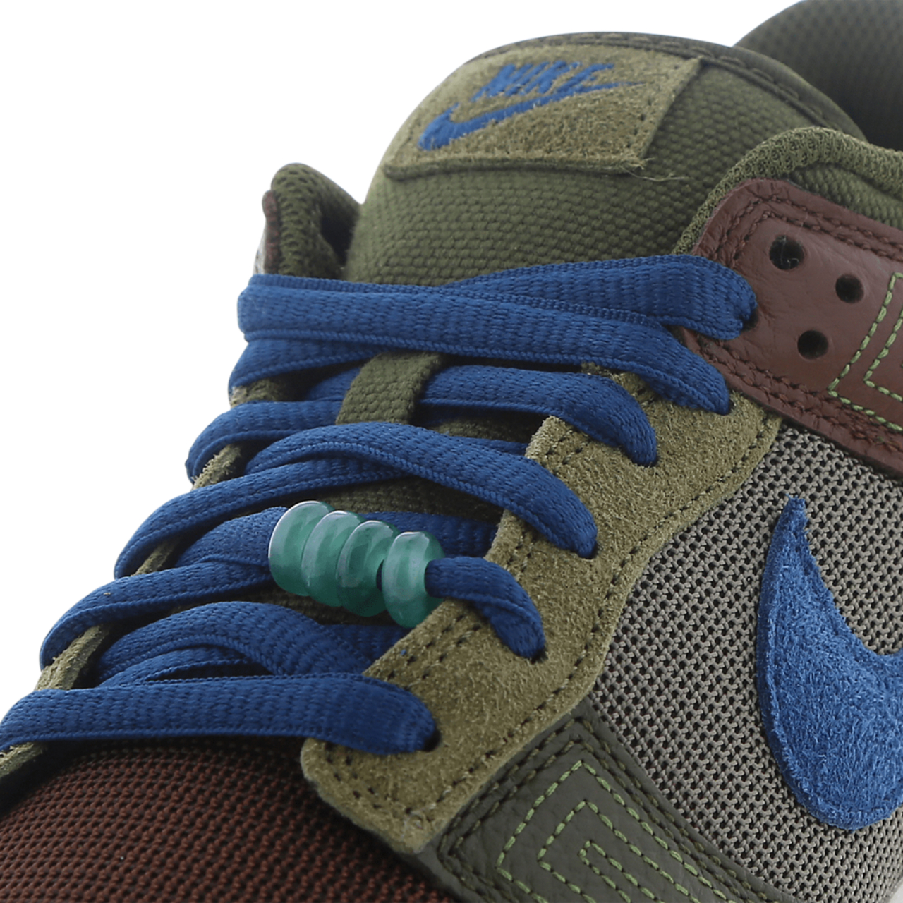 Nike Dunk Image 7 of 7. Tap to open photo gallery.