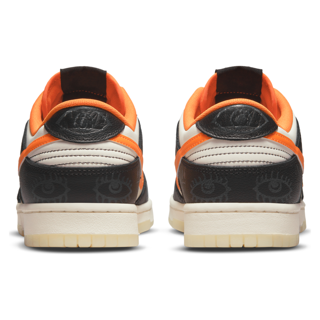 Nike Dunk Low Image 3 of 6. Tap to open photo gallery.