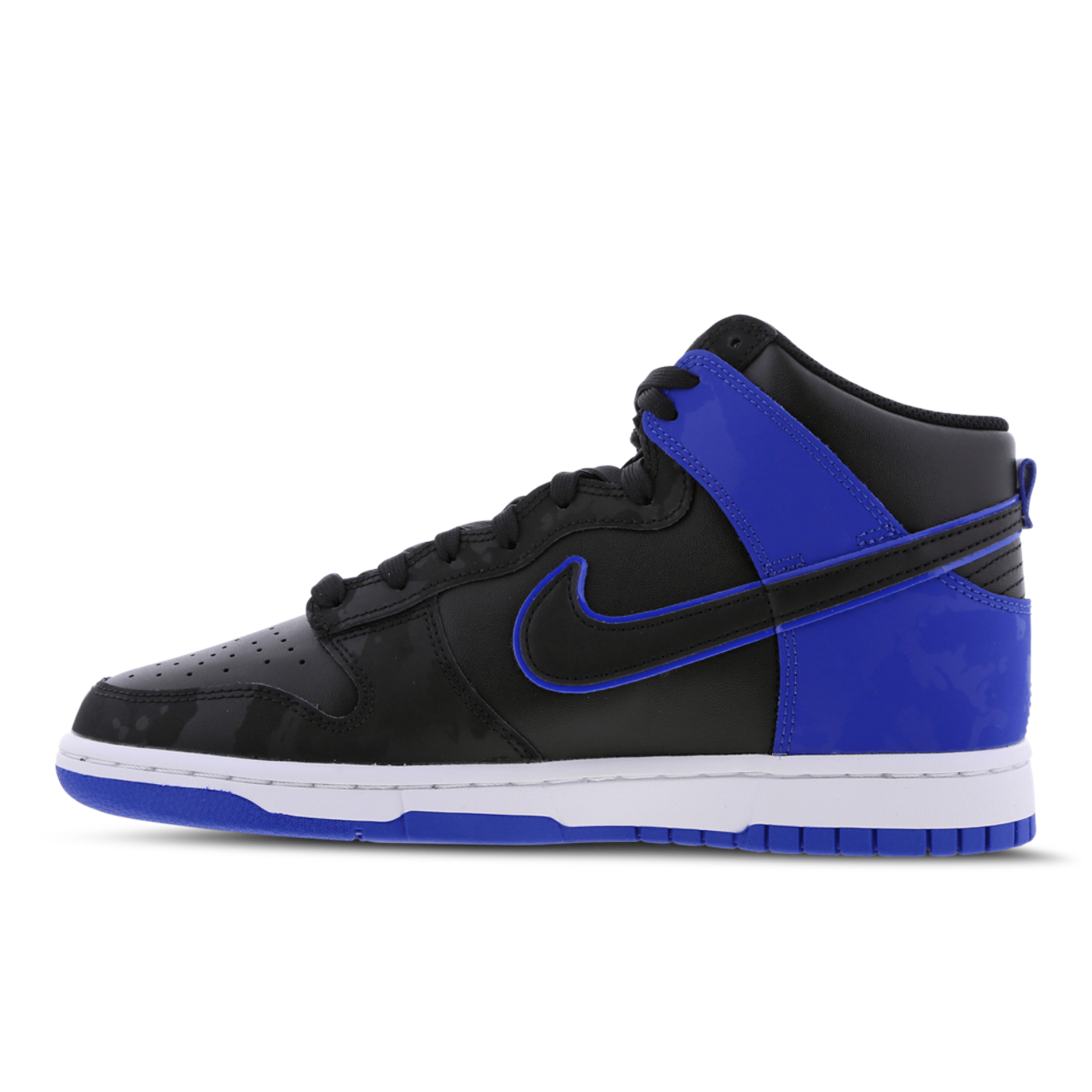 Nike Dunk High Image 4 of 7. Tap to open photo gallery.