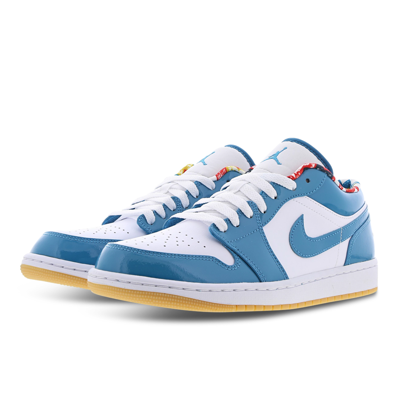 Jordan 1 Low Image 2 of 7. Tap to open photo gallery.