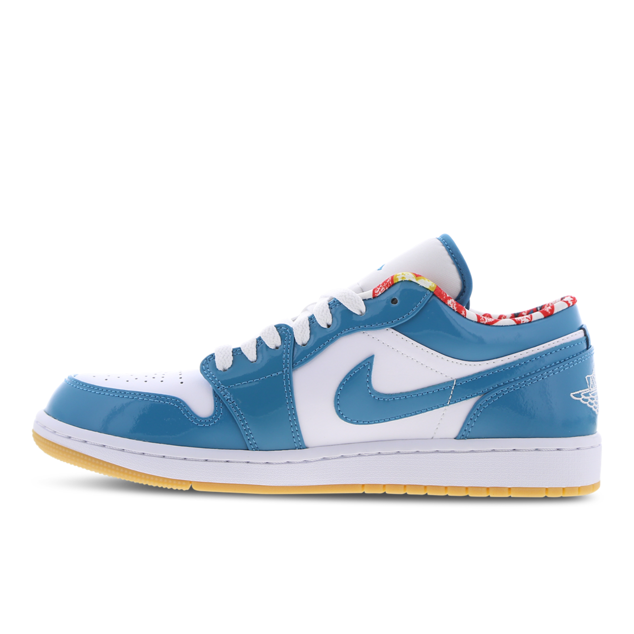 Jordan 1 Low Image 4 of 7. Tap to open photo gallery.